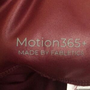 Fabletics Motion365+ Burgundy Activewear